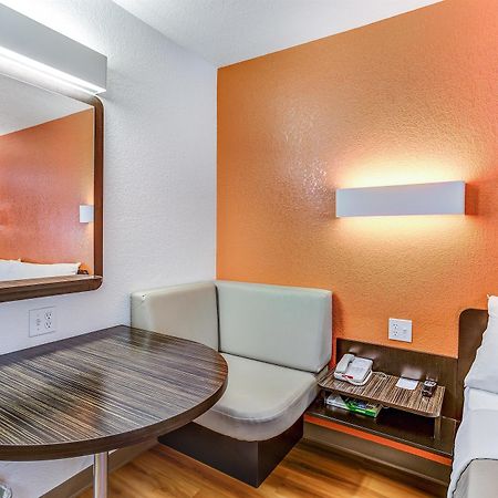Motel 6-Portland, Or - Tigard West Buitenkant foto